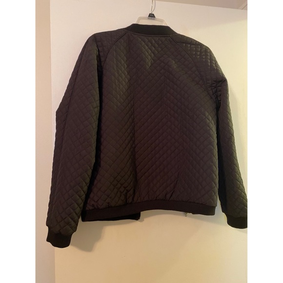 Quilted texture bomber - Picture 2 of 2